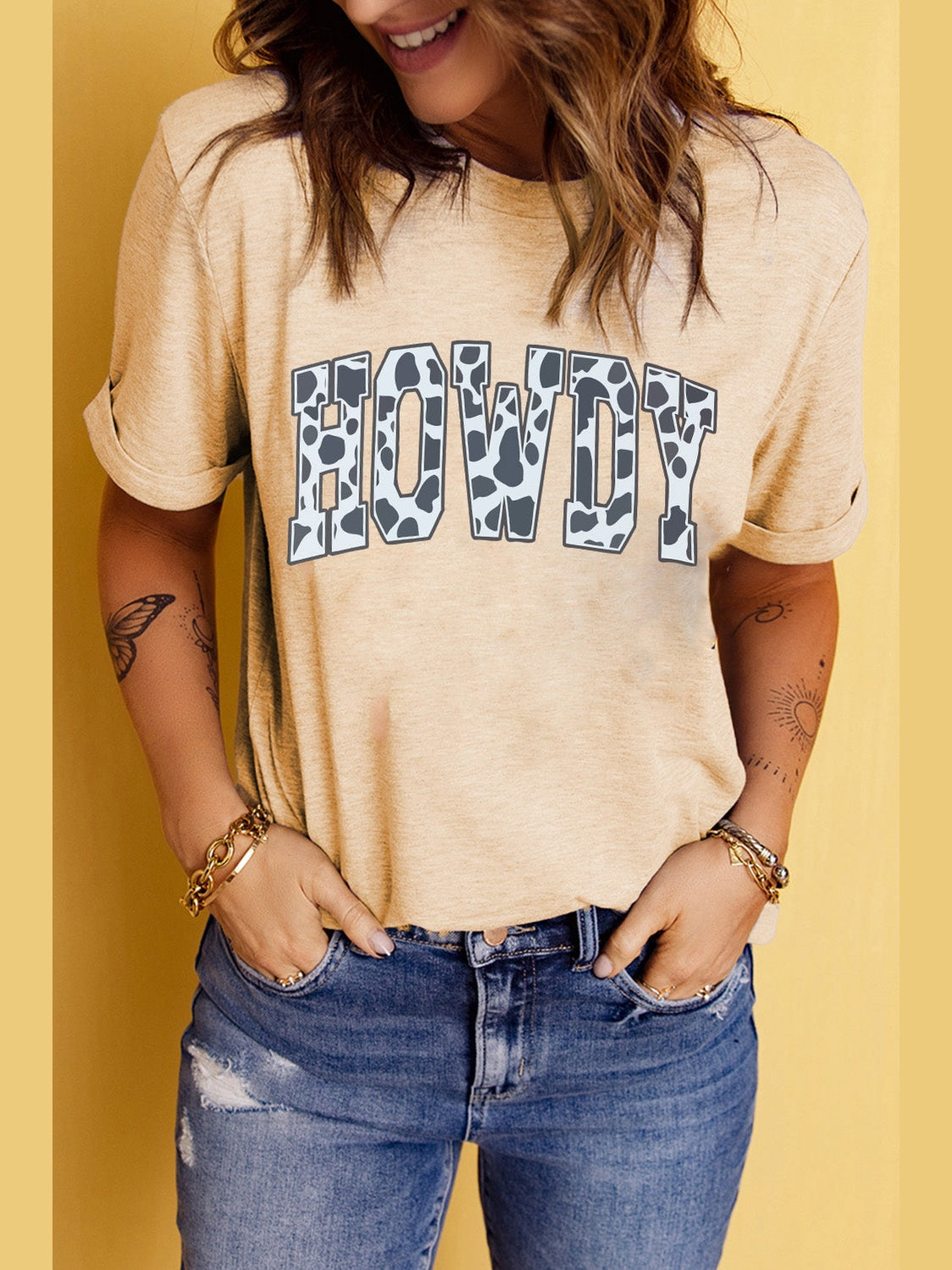 Women Round Neck Short Sleeve HOWDY Graphic Tee