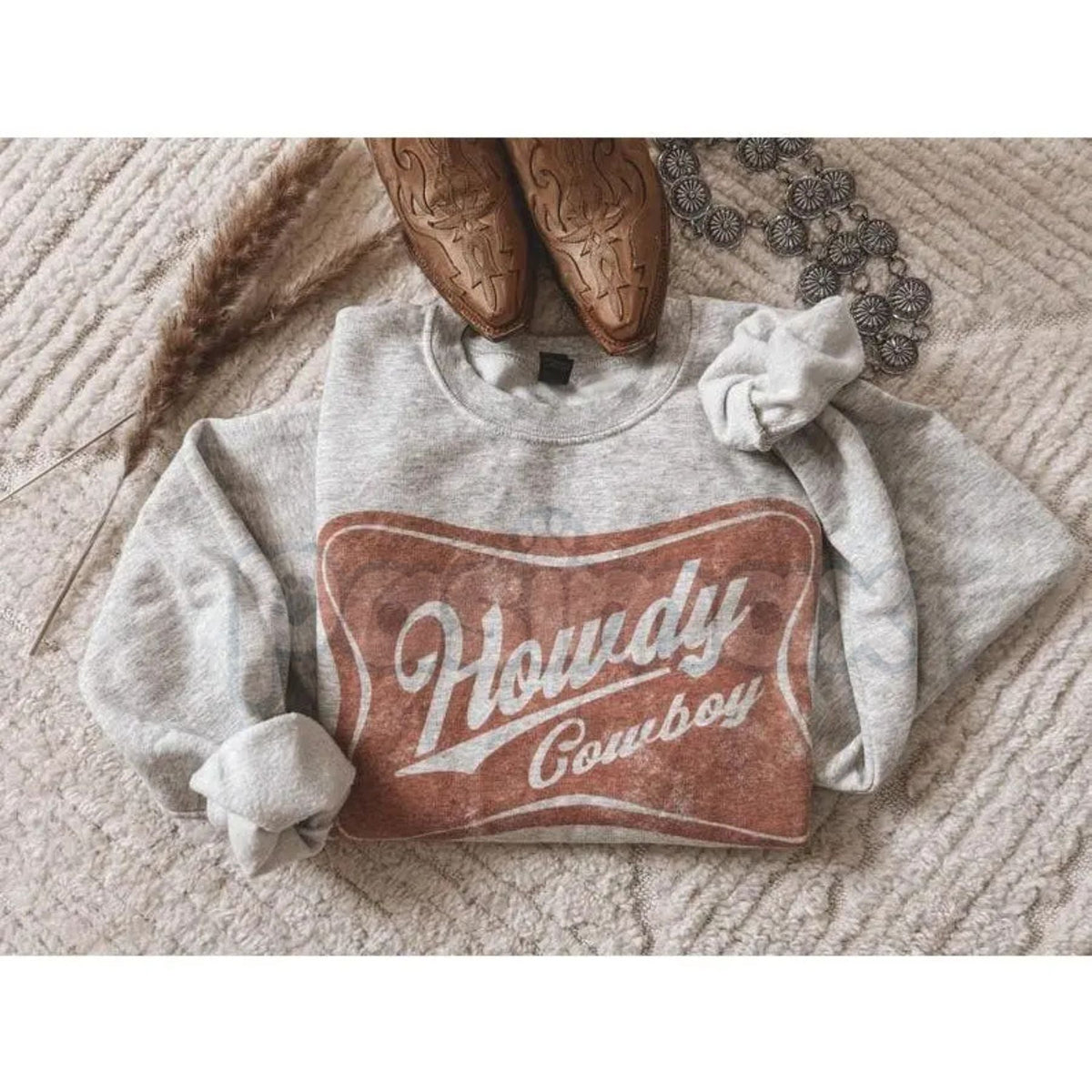 Howdy Cowboy Crewneck Sweatshirt | Western Graphic Jumper | Yeehaw Retro Rustic Shirt | Cowgirl Aesthetic Country Gift